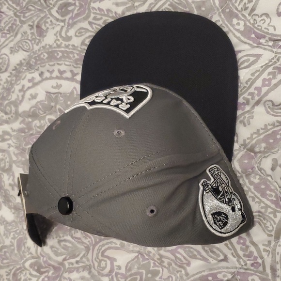 COPY - PRO Raiders Snapback - Picture 2 of 4